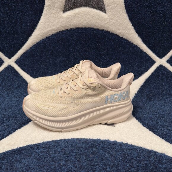 Hoka One One Clifton 9 Sand Running Shoe Women’s Size 7.5 - Picture 5 of 7